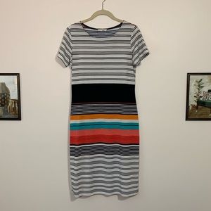 So Perla T-shirt Midi Dress